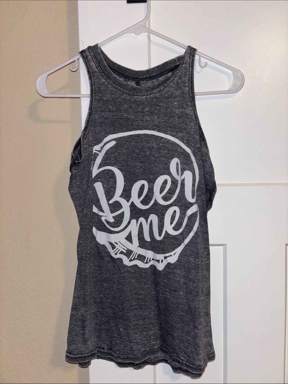 Gray Graphic Tank Top "Beer Me"